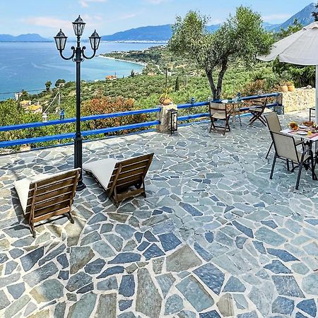 2 Bedroom Lovely Home In Kalamata Bagian luar foto